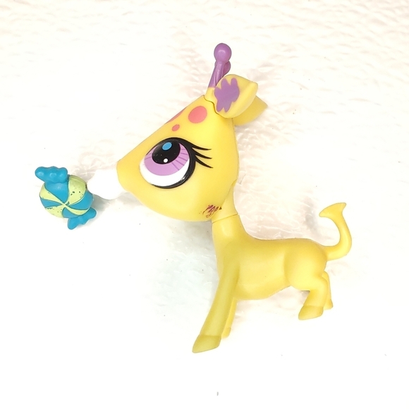 Littlest Pet Shop #3134 Giraffe - Picture 3 of 4